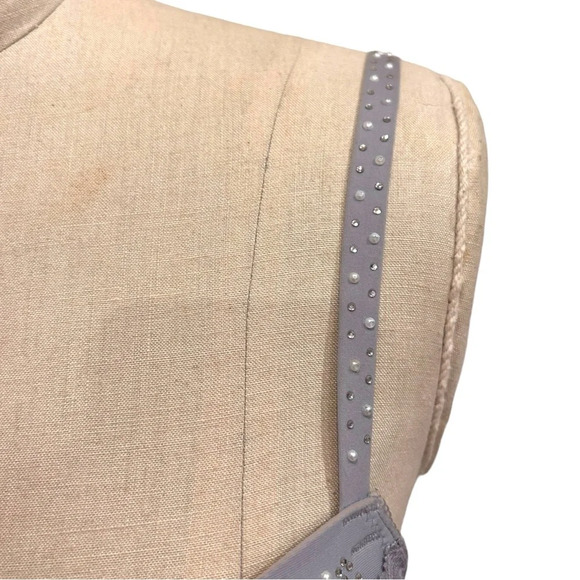 New Victoria’s Secret Dream Angels Rhinestone Pearl Demi Gray Bra Size 32DD - Picture 11 of 12